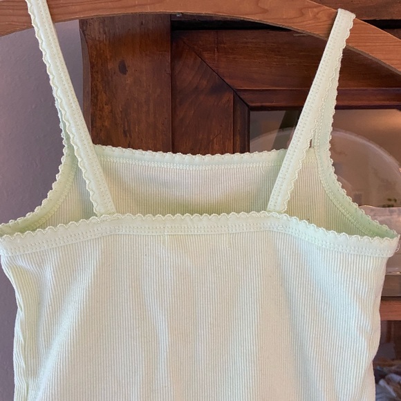 Colsie Lime Green Ribbed Crop Top - Picture 6 of 6